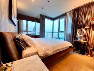 1 bedroom condo for sale on the riverside