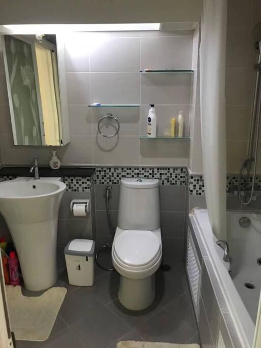 1 bedroom condo for sale at On-Nut Sukhumvit