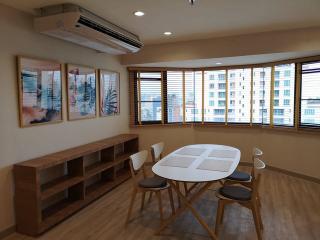 3 bedroom condo for sale close to Phrom Phong BTS Station
