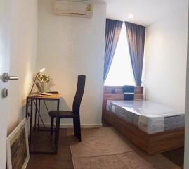 Modern 2 bedrooms condo for sale near BTS Chongnonsi