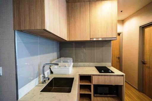 2 bedrooms condo for sale near BTS Saphan Kwai and Mochit