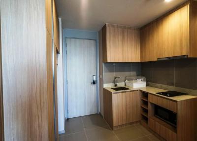 2 bedrooms condo for sale near BTS Saphan Kwai and Mochit