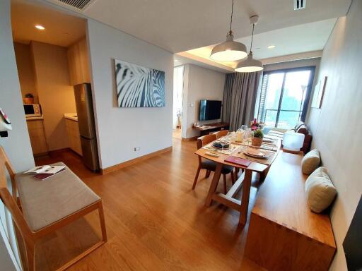 Modern 2  bedrooms condo for sale in Phromphong