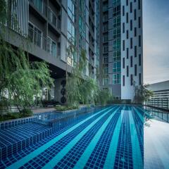 2 bedrooms condo for sale near MRT Thailand Cultural Centre