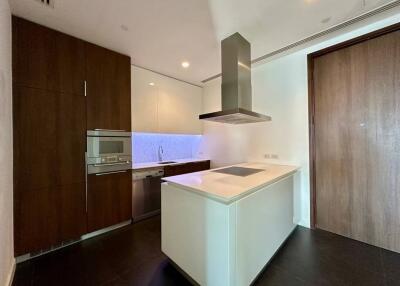 2-bedroom high end condo for sale next to Lumpini Park