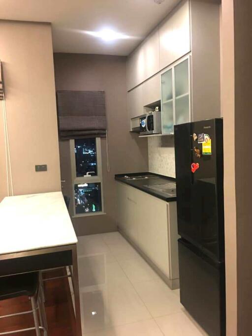 2 bedrooms condo for sale in Thonglor