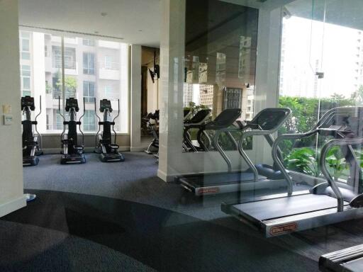 2  bedrooms condo for sale near BTS Chidlom and Lumpini park