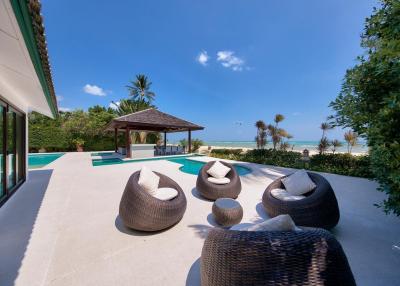 Amazing beachfront pool villa for sale fun Hua Thanon