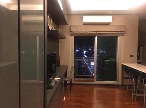 2 bedrooms condo for sale in Thonglor