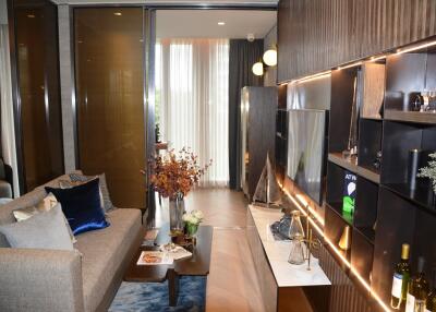 New 1-bedroom condo in Thonglor with efficient layout