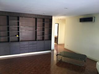 2-bedroom condominium for sale in Nana with large balcony