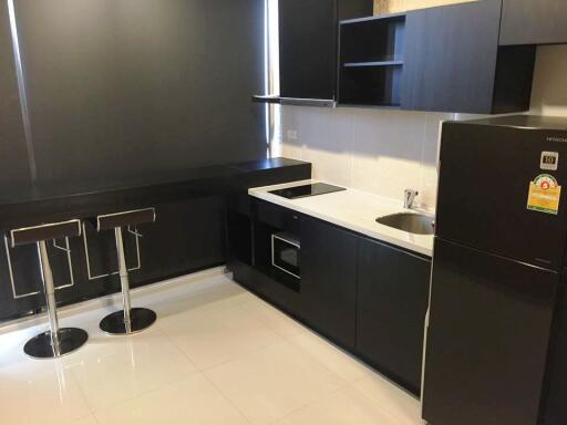 1 bedroom condo for sale close to BTS Phrakhanong