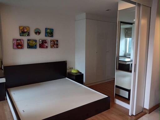 1 bedroom condominium for sale in Ekamai