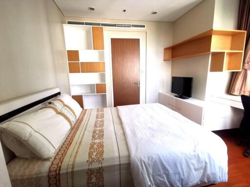 2 bedrooms condo for sale in Phromphong