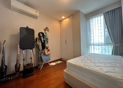 2 bedrooms for sale with tenant in Sukhumvit