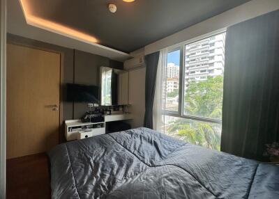 2 bedrooms for sale with tenant in Sukhumvit