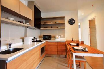 2  bedrooms condo for sale close to BTS Onnut