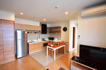 2  bedrooms condo for sale close to BTS Onnut