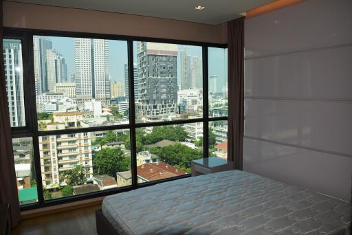 2-bedroom modern condo for sale close to BTS Chong Nonsi