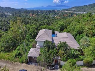 Sea view pool villa for sale in Bophut