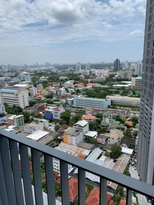 2 bedrooms condo for sale near BTS Chongnonsi