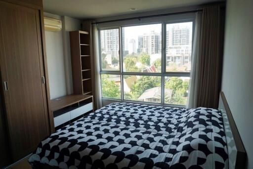 1-bedroom condo in a nice residential area of Ekamai