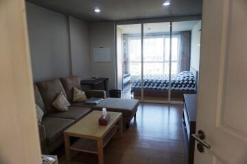 1-bedroom condo in a nice residential area of Ekamai