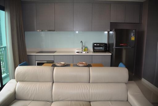 2-bedroom high floor condo for sale 500m from BTS Thonglor