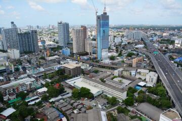 Modern 2-bedroom condo in Onnut area