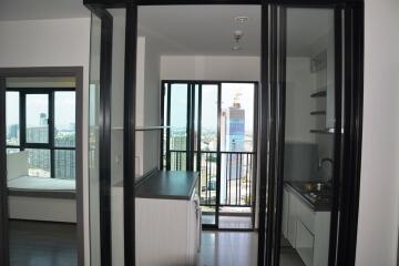 Modern 2-bedroom condo in Onnut area