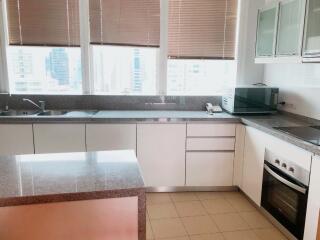 3 bedroom high rise condo for sale on Asoke