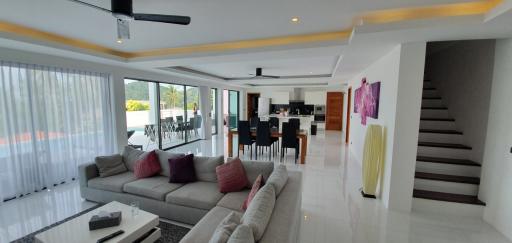 Modern 3 bedroom pool house for sale in Chaweng