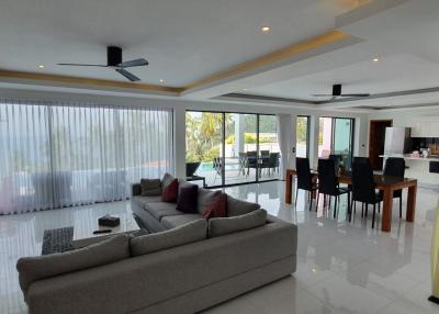 Modern 3 bedroom pool house for sale in Chaweng