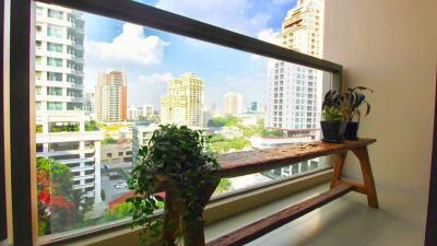 Modern condo 2 bedrooms for sale close to BTS Phromphong