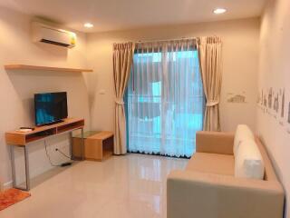 1 bedroom condo for sale close to BTS Ekamai