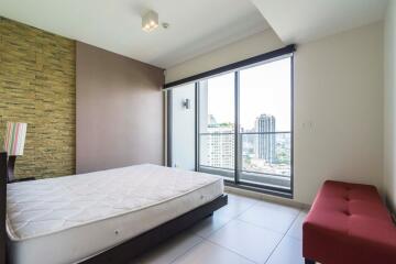 2 bedroom condo for sale close to Ekkamai BTS station