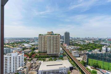 2 bedroom condo for sale close to Ekkamai BTS station