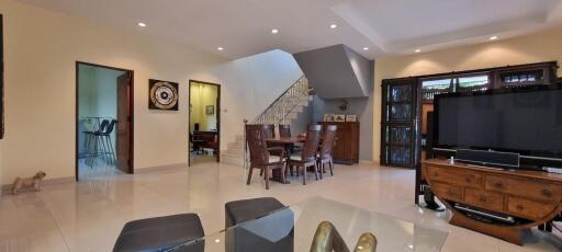 4 Beds House for Sale in East Pattaya