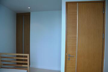 2-bedroom modern condo in Sukhumvit/Asoke area