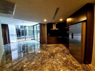 Brand new unit 3 bedrooms condo for sale near BTS Phromphong