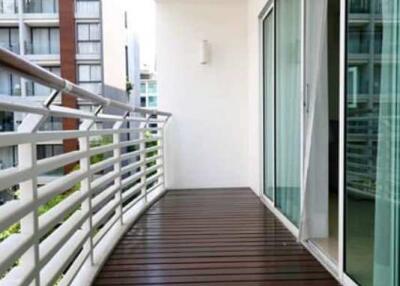 3 bedrooms condo for sale near BTS Ekamai