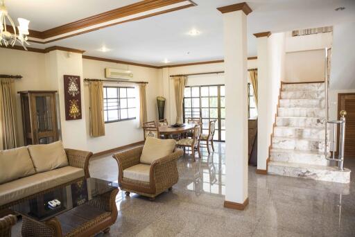 4 bedroom villa for sale in Hua Hin