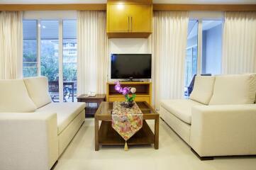 Nice 3 bedroom pool villa for sale in Nong Kae, Hua Hin