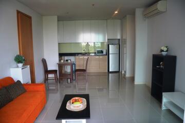 Spacious 1-bedroom condo in Petchaburi-Nana area