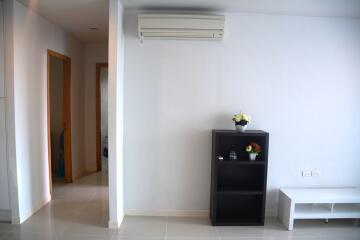 Spacious 1-bedroom condo in Petchaburi-Nana area