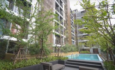 Modern 2 bedrooms condo for sale in Silom