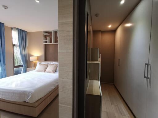 Modern 2 bedrooms condo for sale in Silom