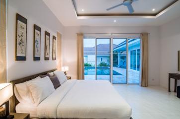 3 bedroom villa for sale in Hua Hin Beach, Hua Hin