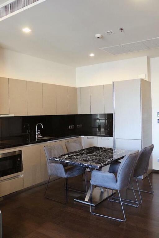 Nice 1 bedroom condo for sale near BTS Phromphong