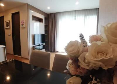 2 bedrooms condominium for sale close to MRT Petchburi station